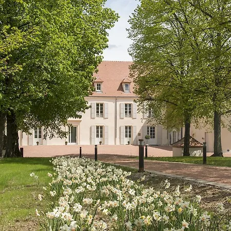 Chateau Du Bost 3* Bellerive-sur-Allier