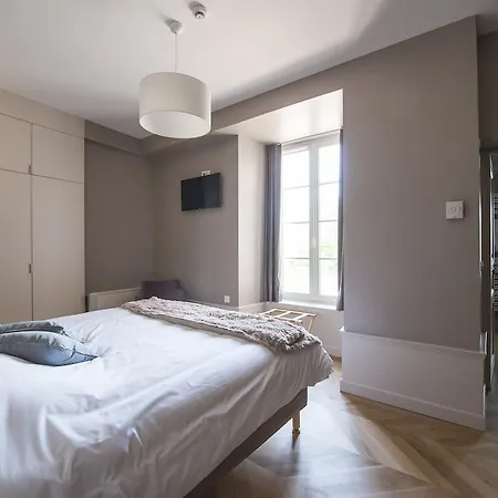 Chateau Du Bost 3* Bellerive-sur-Allier