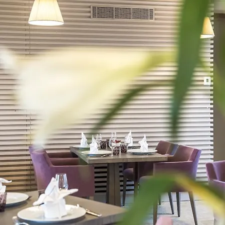 Chateau Du Bost Hotel Bellerive-sur-Allier