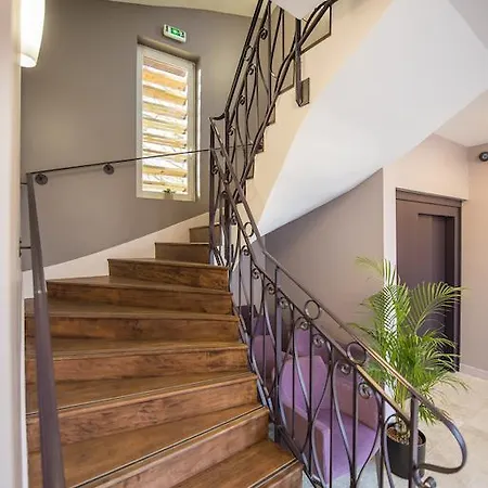 Chateau Du Bost 3* Bellerive-sur-Allier