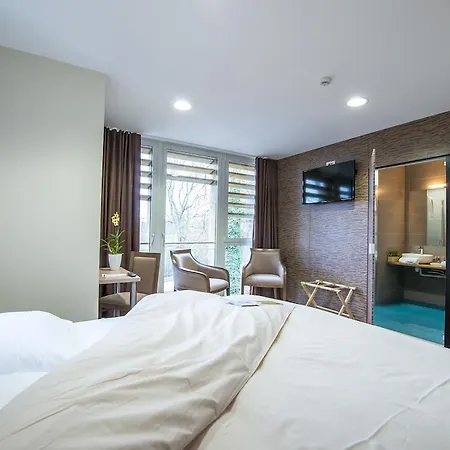 Hotel Chateau Du Bost Bellerive-sur-Allier