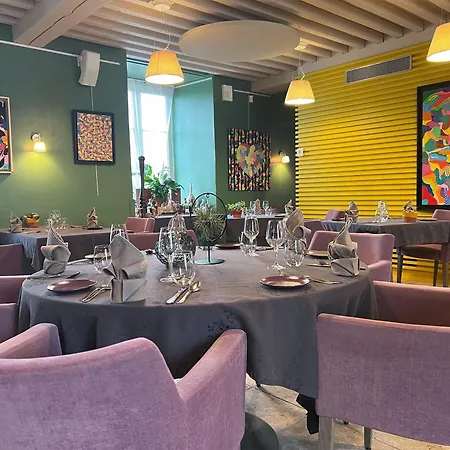 Chateau Du Bost Hotel 3*